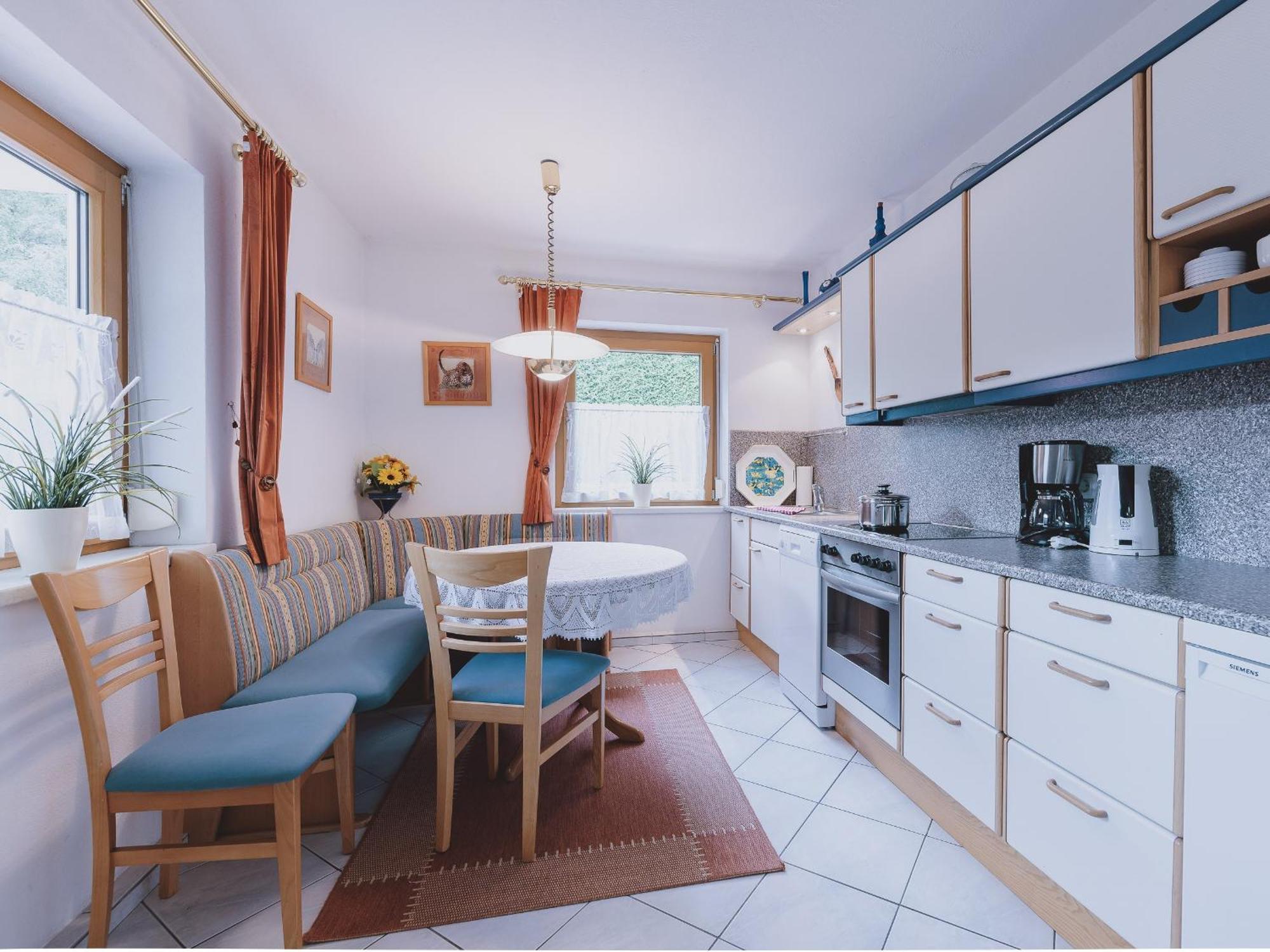 Lakeside Appartement Plattner By We Rent, Summercard Included Zell am See Bagian luar foto