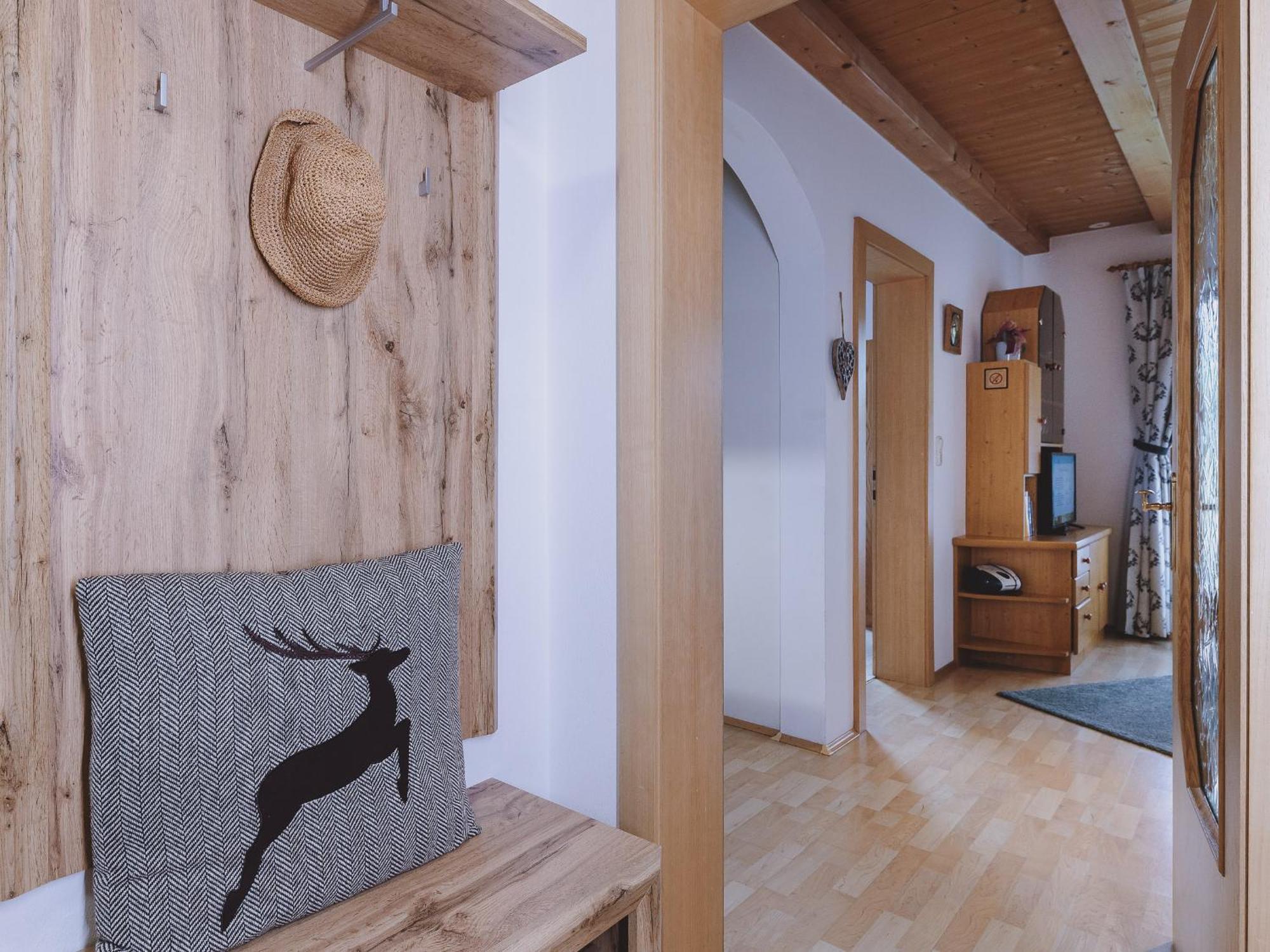 Lakeside Appartement Plattner By We Rent, Summercard Included Zell am See Bagian luar foto